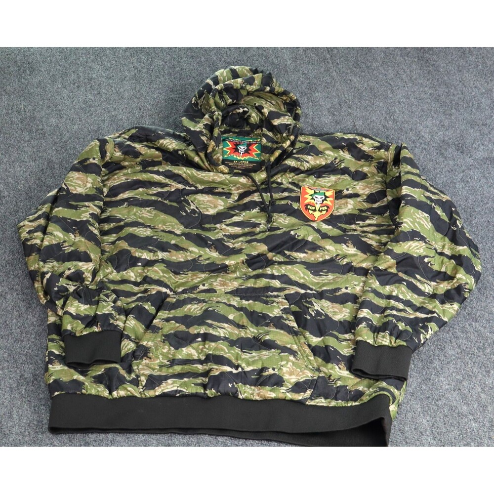 Black Rifle Coffee Co Quilted Woobie Jacket Mens Large Tiger Stripe Camo Hooded